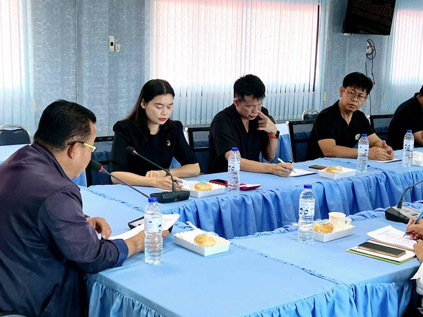 สพอ.วังน้ำเย็น ประชุมคณะอนุกรรมการกลั่นกรองและติดตามการดำเนินงานกองทุนพัฒนาบทบาทสตรีอำเภอ