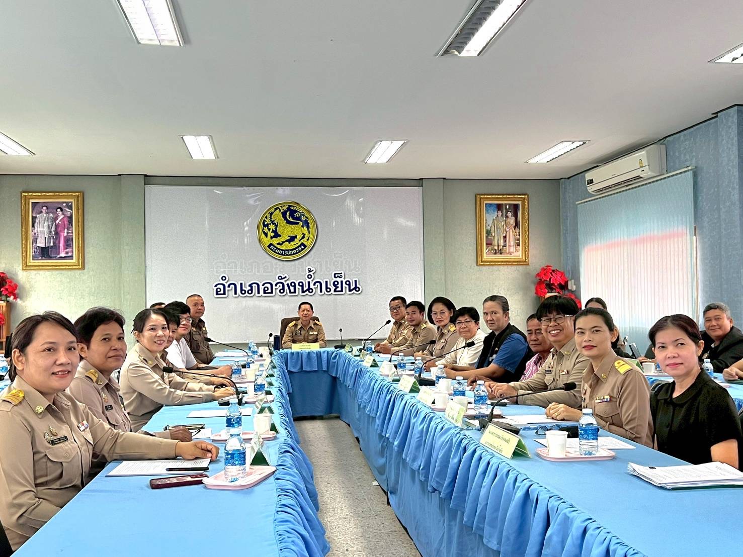 สพอ.วังน้ำเย็น ร่วมประชุมหัวหน้าส่วนราชการ หัวหน้าหน่วยงานรัฐวิสาหกิจ องค์กรปกครองส่วนท้องถิ่น และประชุมกำนัน ผู้ใหญ่บ้าน ผู้ช่วยฯ แพทย์ สารวัตรฯ อำเภอวังน้ำเย็น จังหวัดสระแก้ว ครั้งที่ 5/2569 ประจำเดือนพฤษภาคม พ.ศ.2569