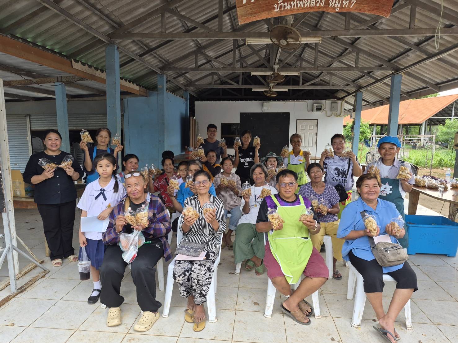 สพอ.วังน้ำเย็น ดำเนินโครงการส่งเสริมการออมและพัฒนาทักษะทางการเงิน (Financial Literacy )  บ้านทับหลวง