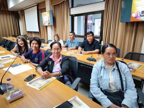 สพอ.วังน้ำเย็น ร่วมประชุมชี้แจงเตรียมความพร้อม การดำเนินงานโครงการขยายช่องทางการตลาดสินค้าและผลิตภัณฑ์ชุมชน (ROADSHOW OTOP SAKAEO 2026) ประจำปี พ.ศ. 2569